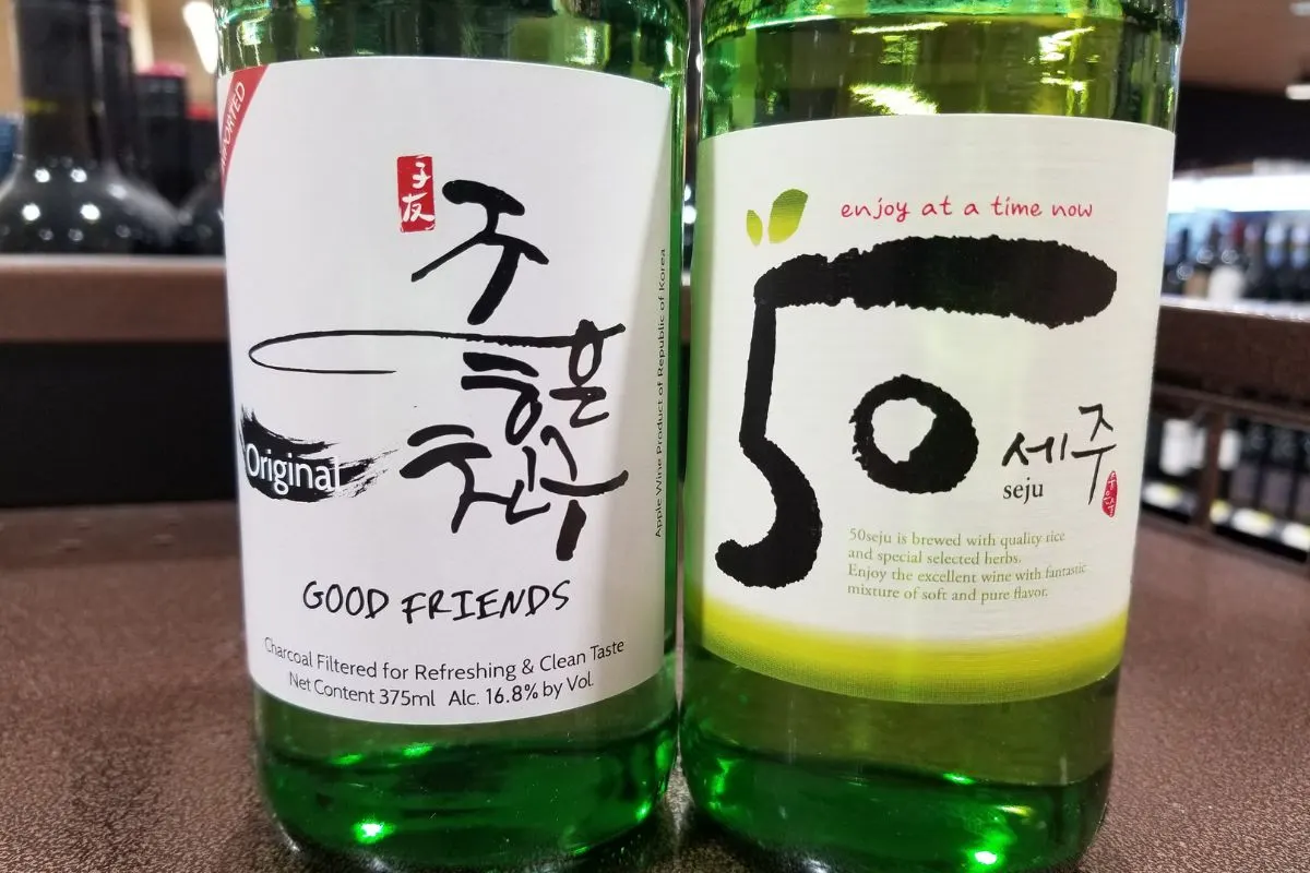 what-is-somaek-origin-recipe-for-soju-bomb-cocktail