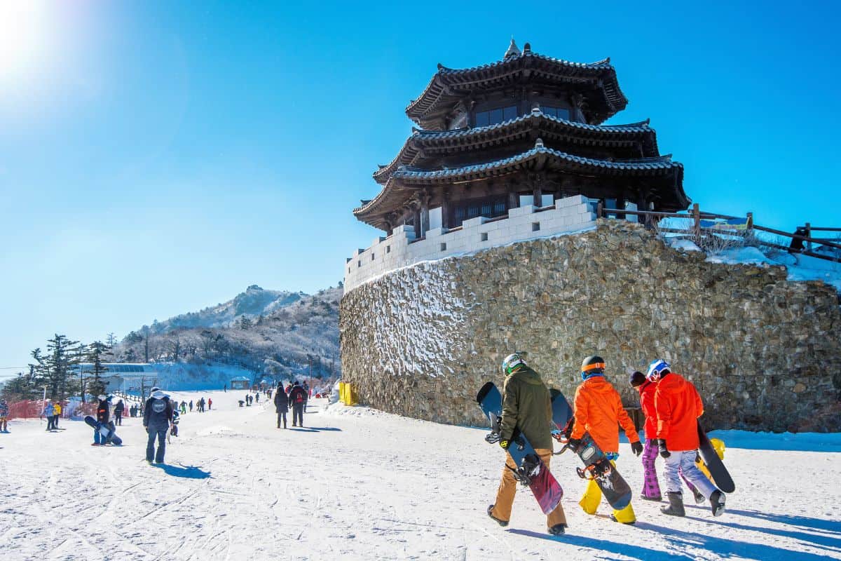 Tourists in Deogyusan, South Korea.