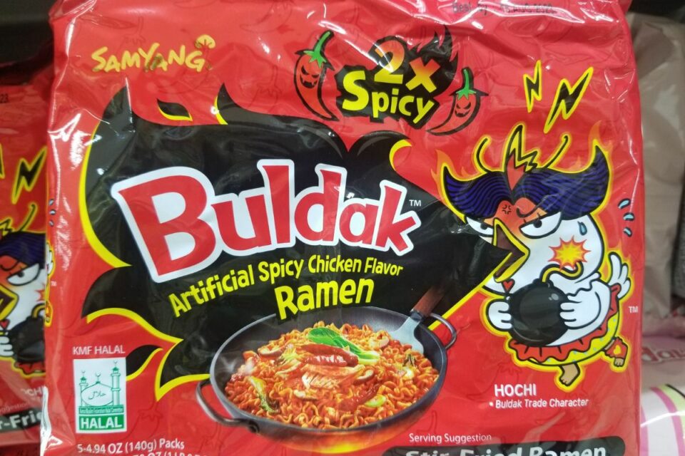 41 Best Korean Instant Noodles (& Korean Ramen Hacks)