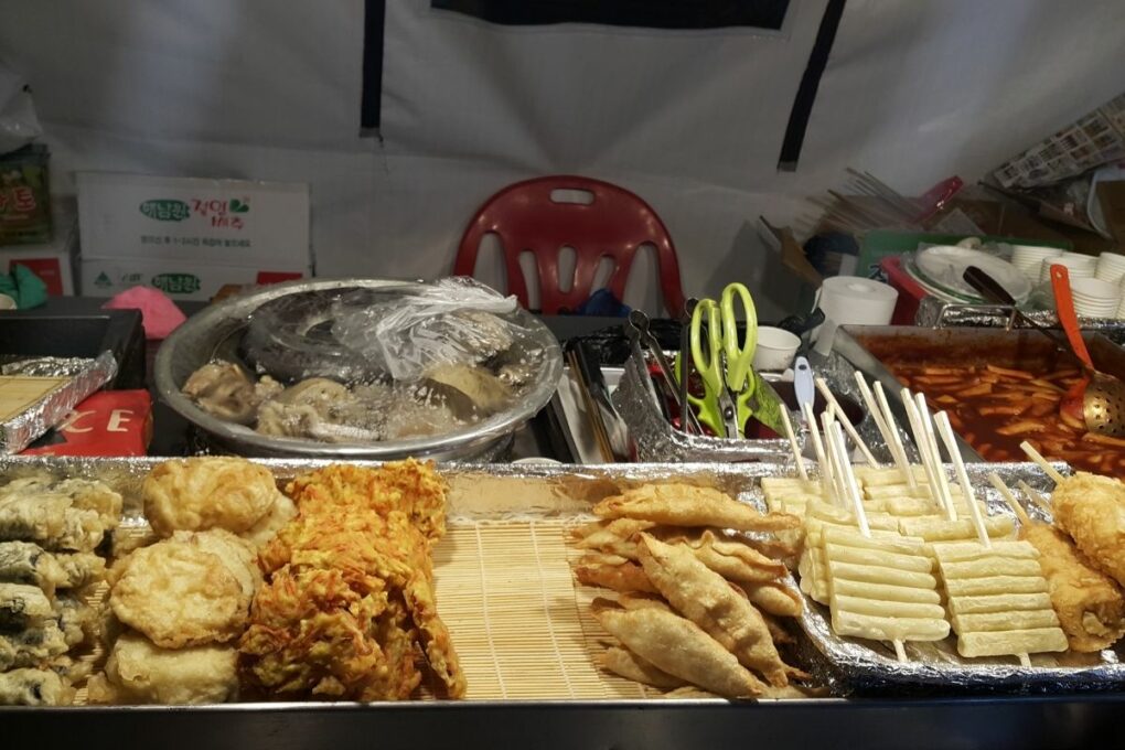 23+ Best Korean Street Foods (From a Local!)