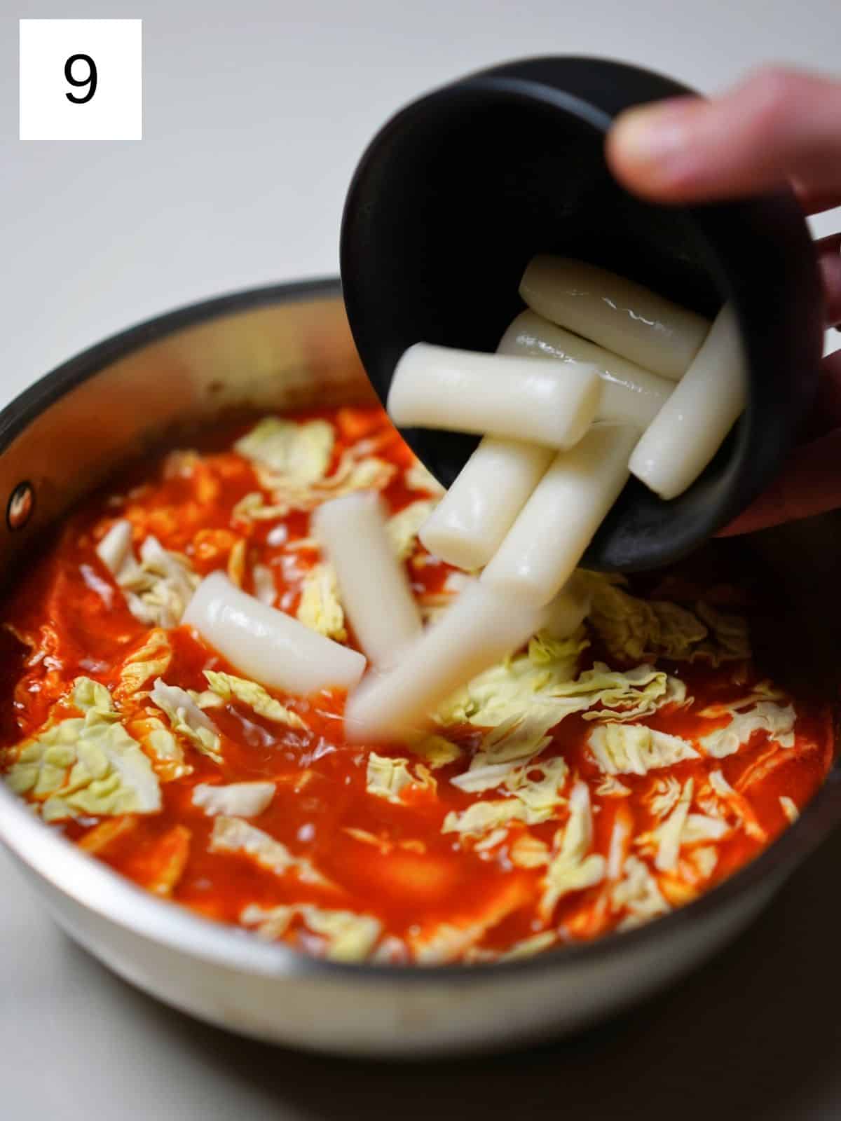 Cooking rabokki.