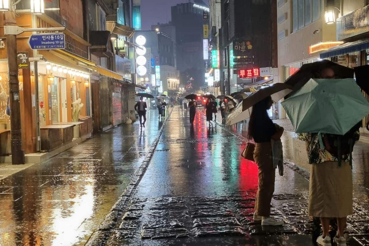 Rainy street, Insadong, South Korea.