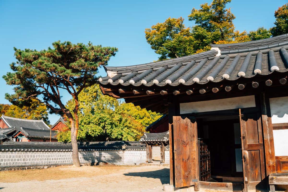 Jeonju Hanok Village Gyeonggijeon Hall in Jeonju, South Korea.